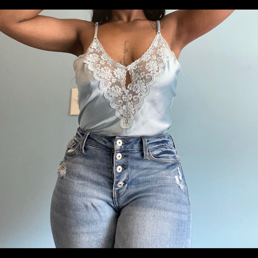 🐩POWDERBLUE BRALETTE TANK🐩💙